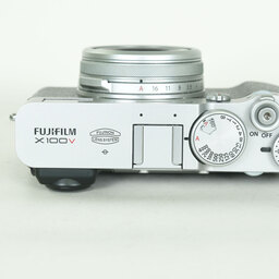 FUJIFILM X100V シルバー