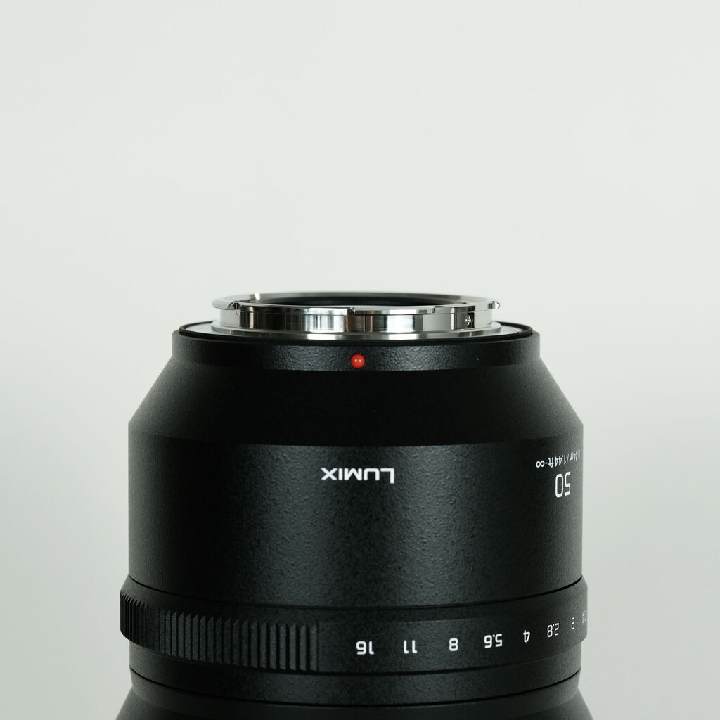 Panasonic LUMIX S PRO 50mm F1.4