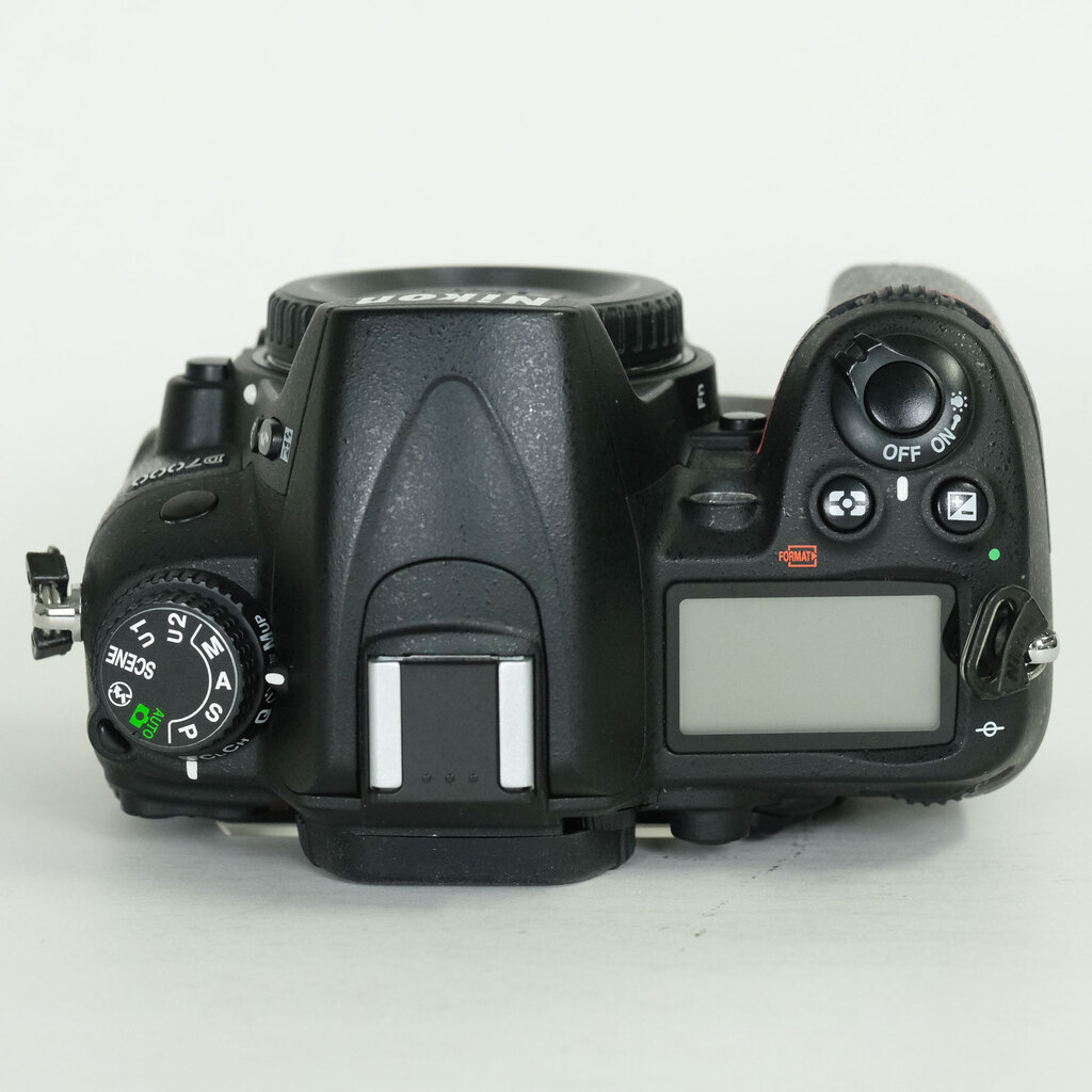Nikon D7000