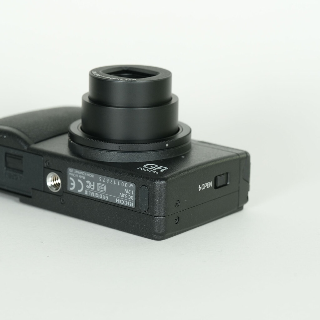 RICOH GR DIGITAL III