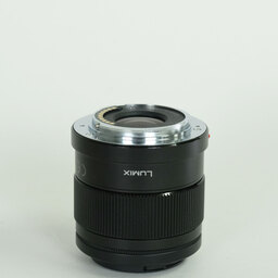 Panasonic LUMIX G 42.5mm / F1.7 ASPH. / POWER O.I.S.