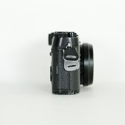 FUJIFILM X100F ブラック