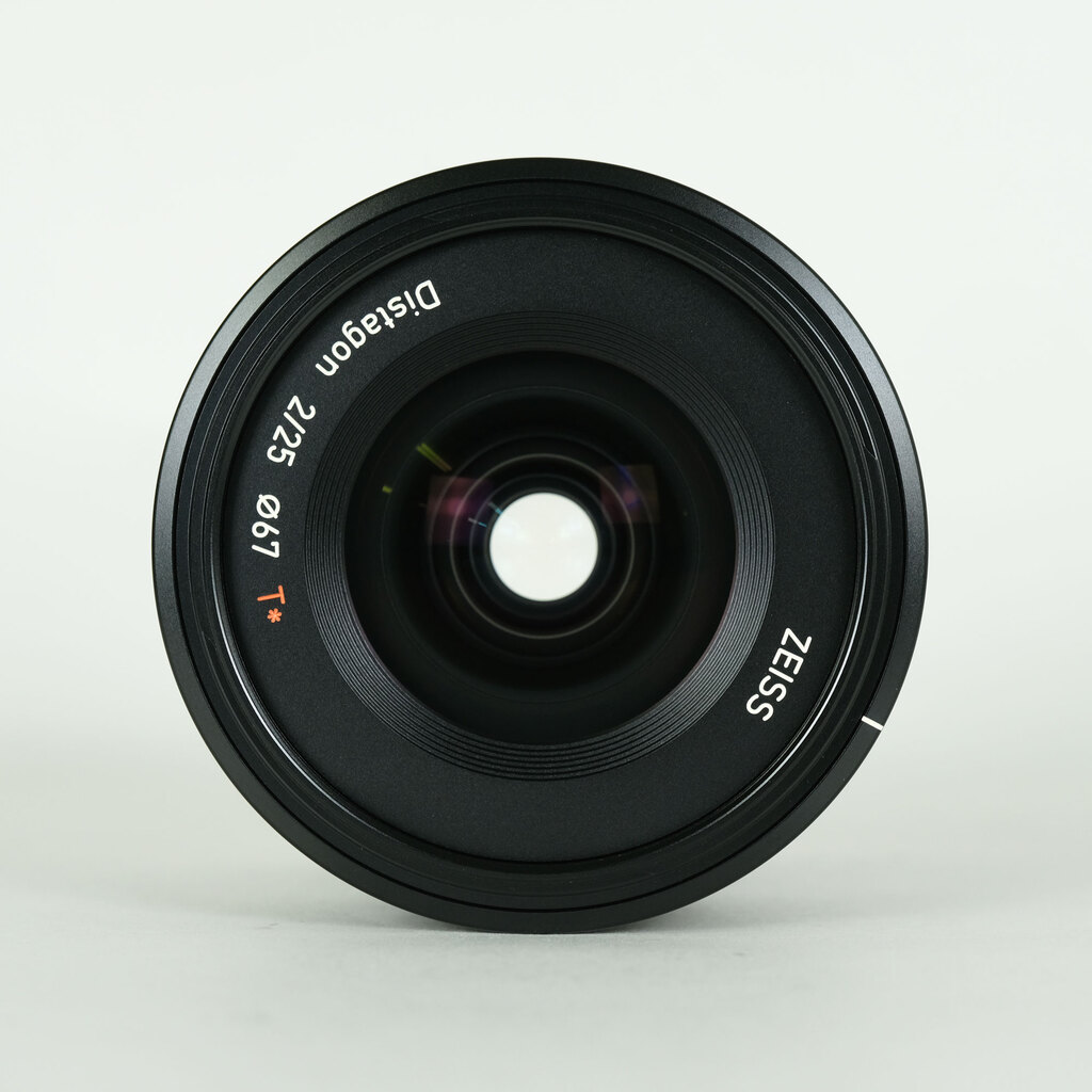 Carl Zeiss Batis 2/25 [ソニーE用]