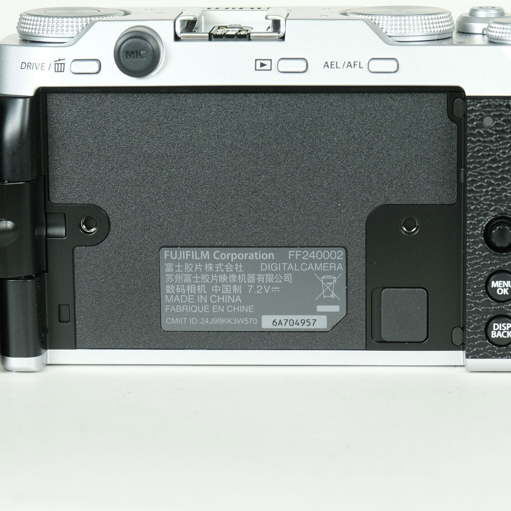 FUJIFILM X-M5 FUJIFILM X-M5