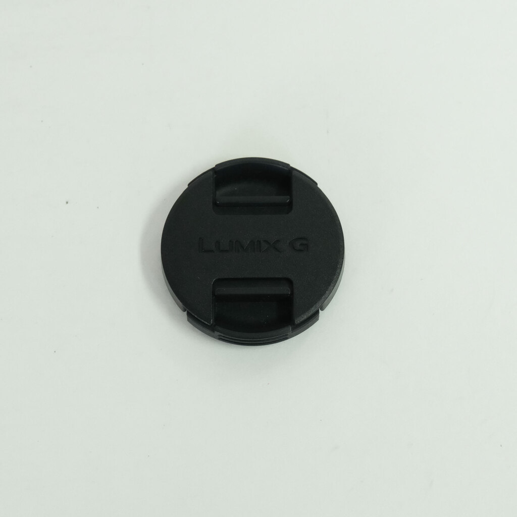 Panasonic LUMIX G VARIO 12-32mm / F3.5-5.6 ASPH. / MEGA O.I.S.