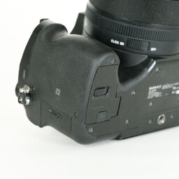 SONY Cyber-shot DSC-RX10M4