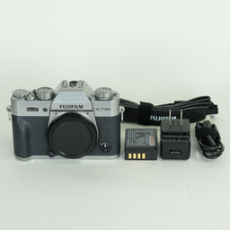 FUJIFILM X-T30
