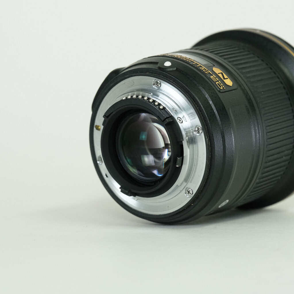 Nikon AF-S NIKKOR 20mm f/1.8G ED