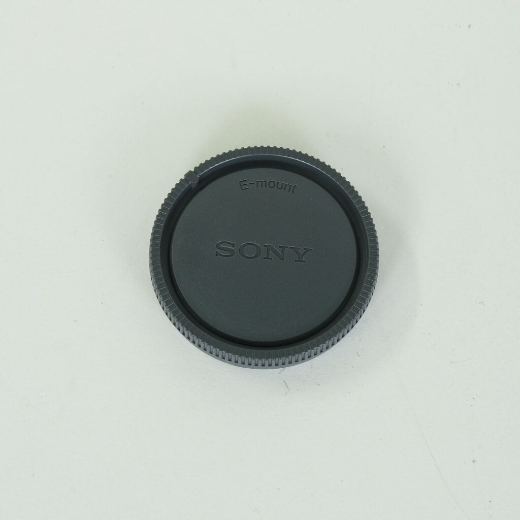 SONY FE 135mm F1.8 GM SEL135F18GM