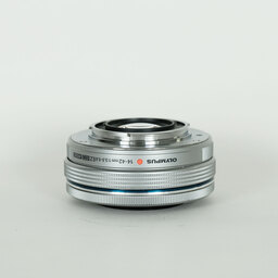 OLYMPUS M.ZUIKO DIGITAL ED 14-42mm F3.5-5.6 EZ シルバー