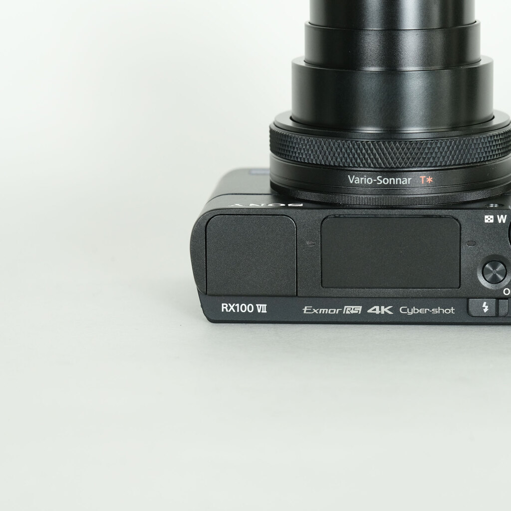 SONY Cyber-shot DSC-RX100M7G シューティンググリップキット