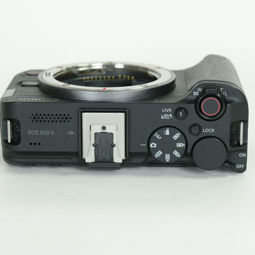 Canon EOS R50 V