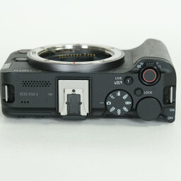 Canon EOS R50 V