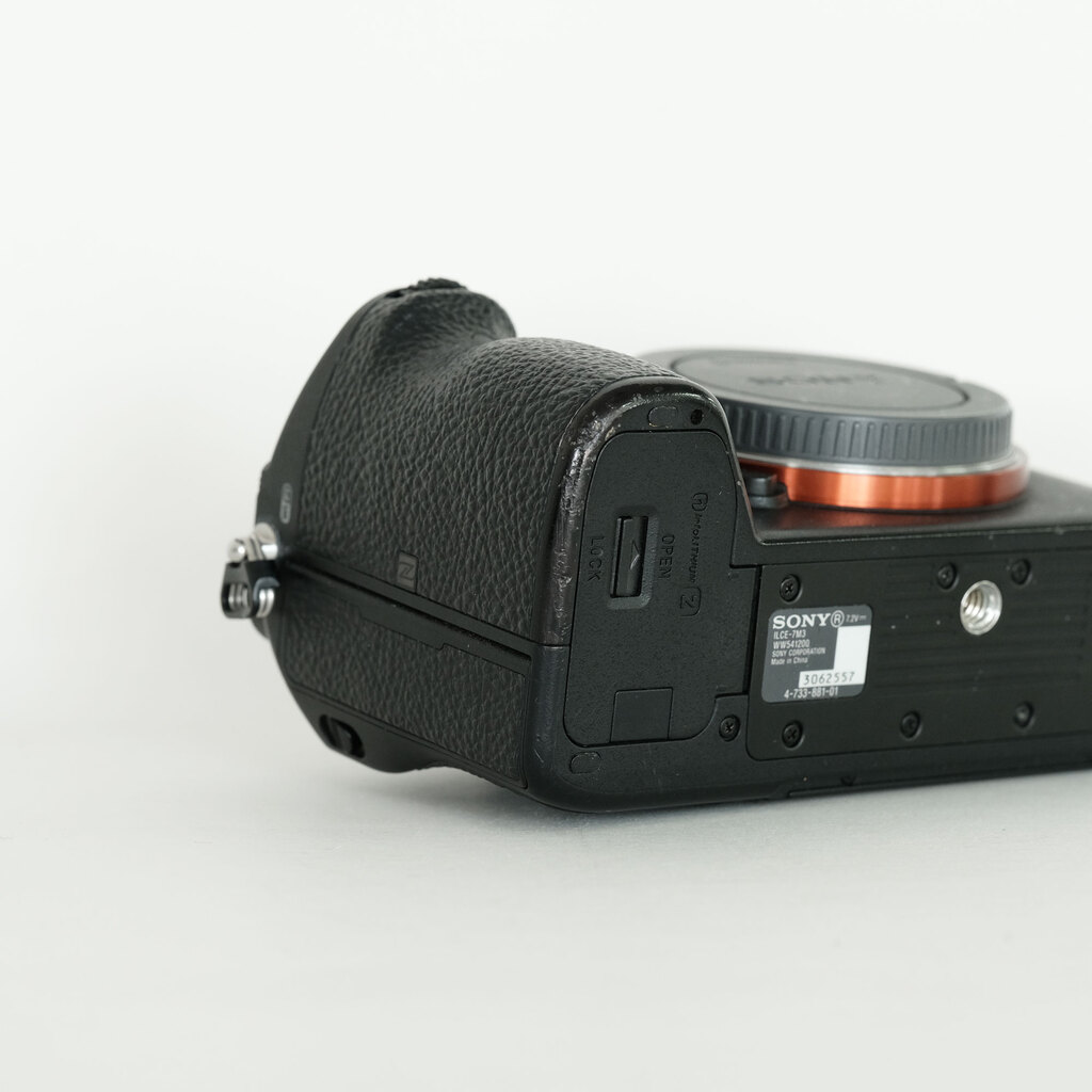 SONY α7 III（ILCE-7M3）