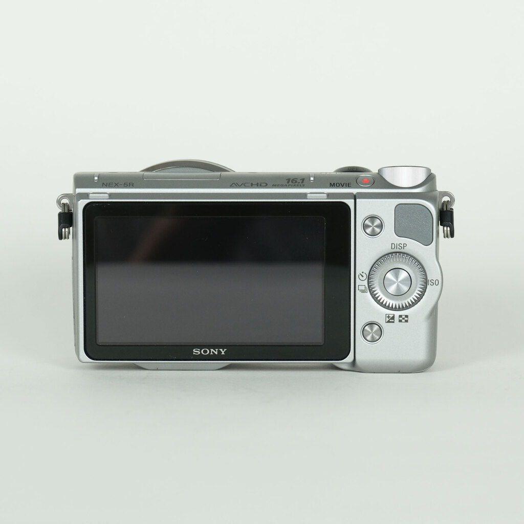 SONY α NEX-5R ボディ シルバーの出品 | ONE SCENE（ワンシーン）