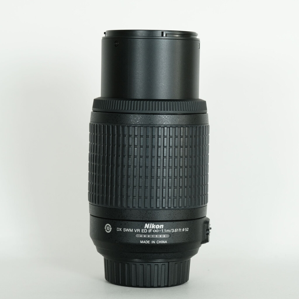 Nikon AF-S DX VR Zoom-Nikkor 55-200mm F4-5.6G IF-ED
