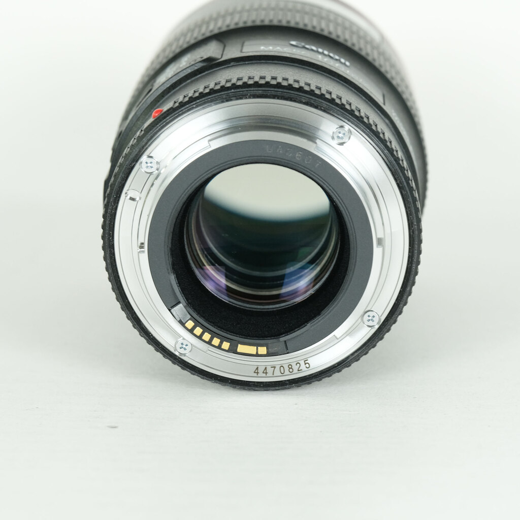 Canon EF100mm F2.8Lマクロ IS USMの出品 | ONE SCENE（ワンシーン）