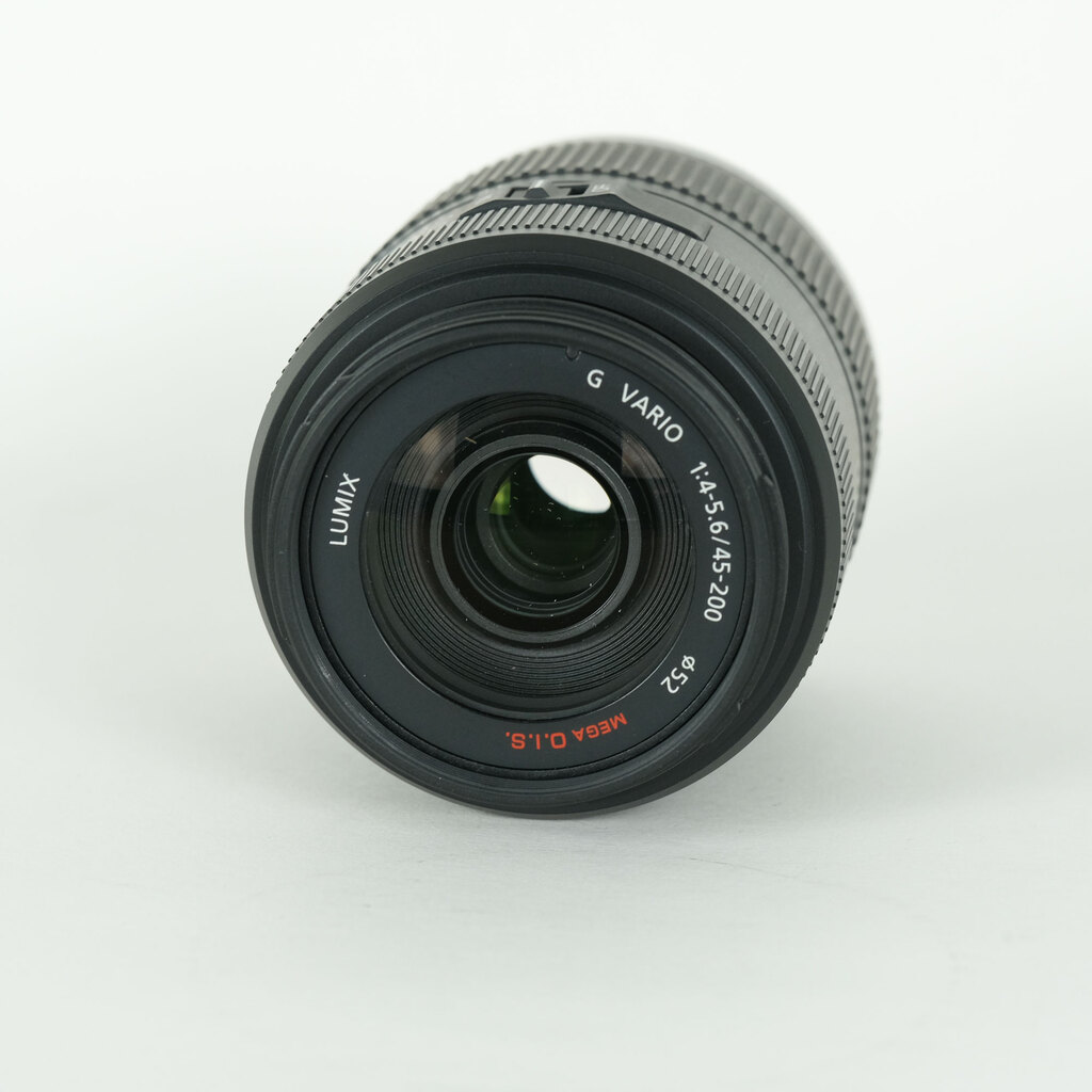 Panasonic LUMIX G VARIO 45-200mm F4.0-F5.6 MEGA O.I.S. H-FS045200 Panasonic LUMIX G VARIO 45-200mm F4.0-F5.6 MEGA O.I.S. H-FS045200