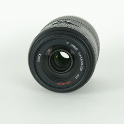 Panasonic LUMIX G VARIO 45-200mm F4.0-F5.6 MEGA O.I.S. H-FS045200 Panasonic LUMIX G VARIO 45-200mm F4.0-F5.6 MEGA O.I.S. H-FS045200
