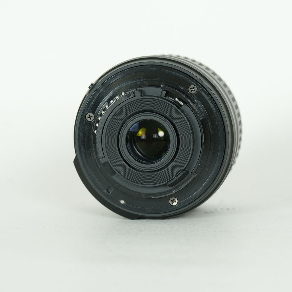 Nikon AF-S DX NIKKOR 18-55mm f3.5-5.6G VR II