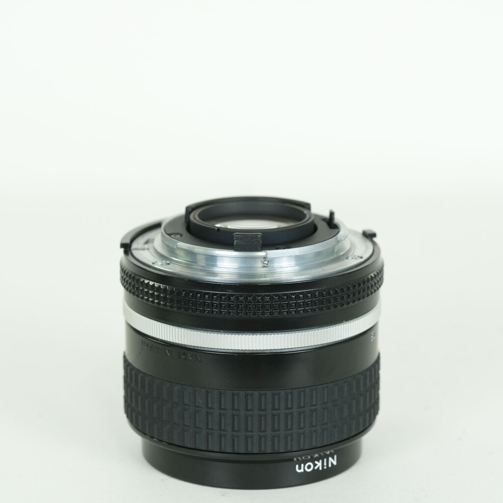 Nikon AI Nikkor 35mm F2S Nikon AI Nikkor 35mm F2S
