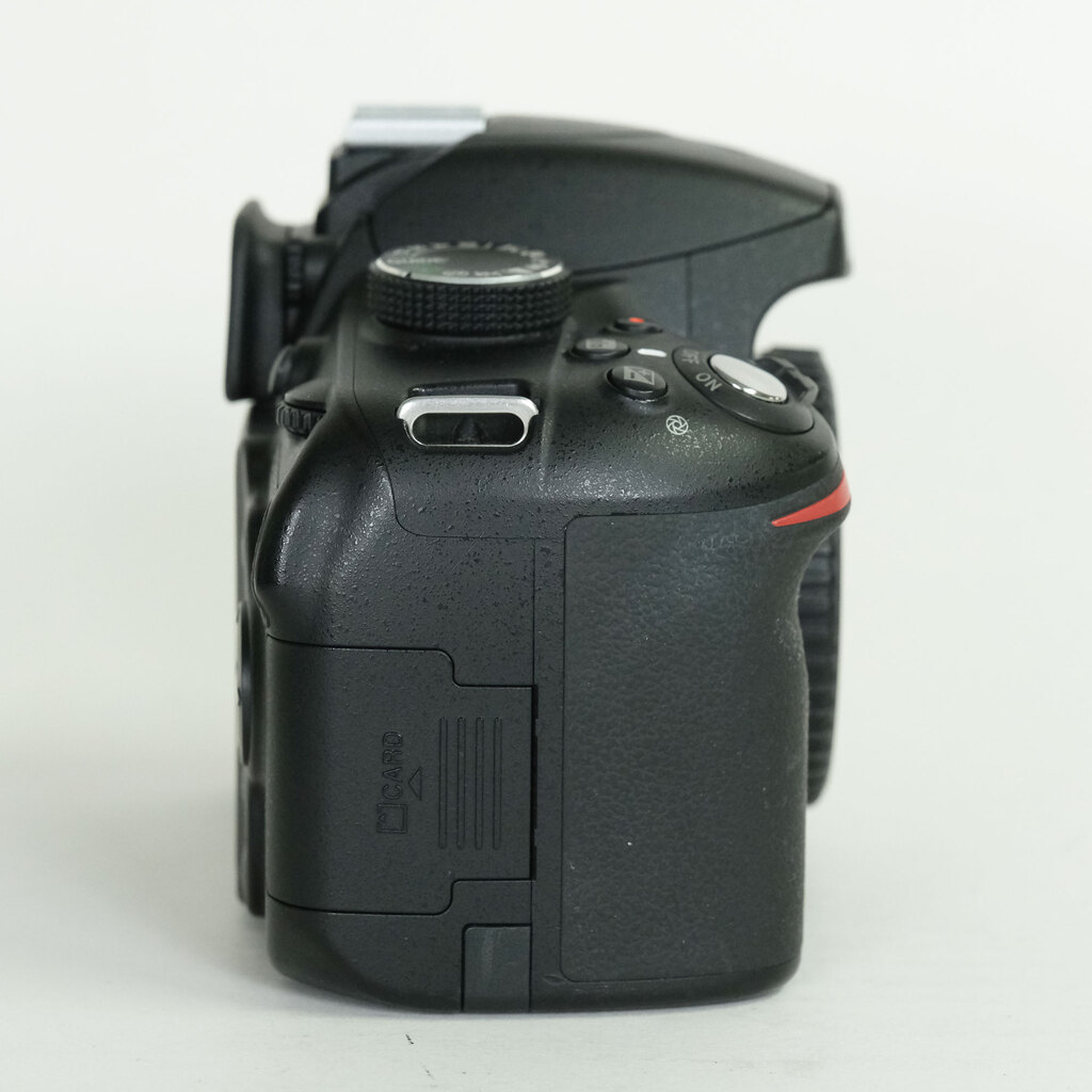 Nikon D3200ボディ ブラック