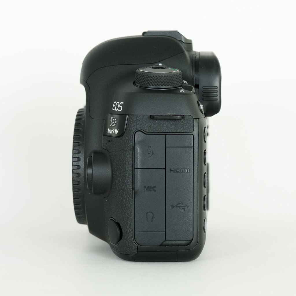 Canon EOS 5D Mark IV
