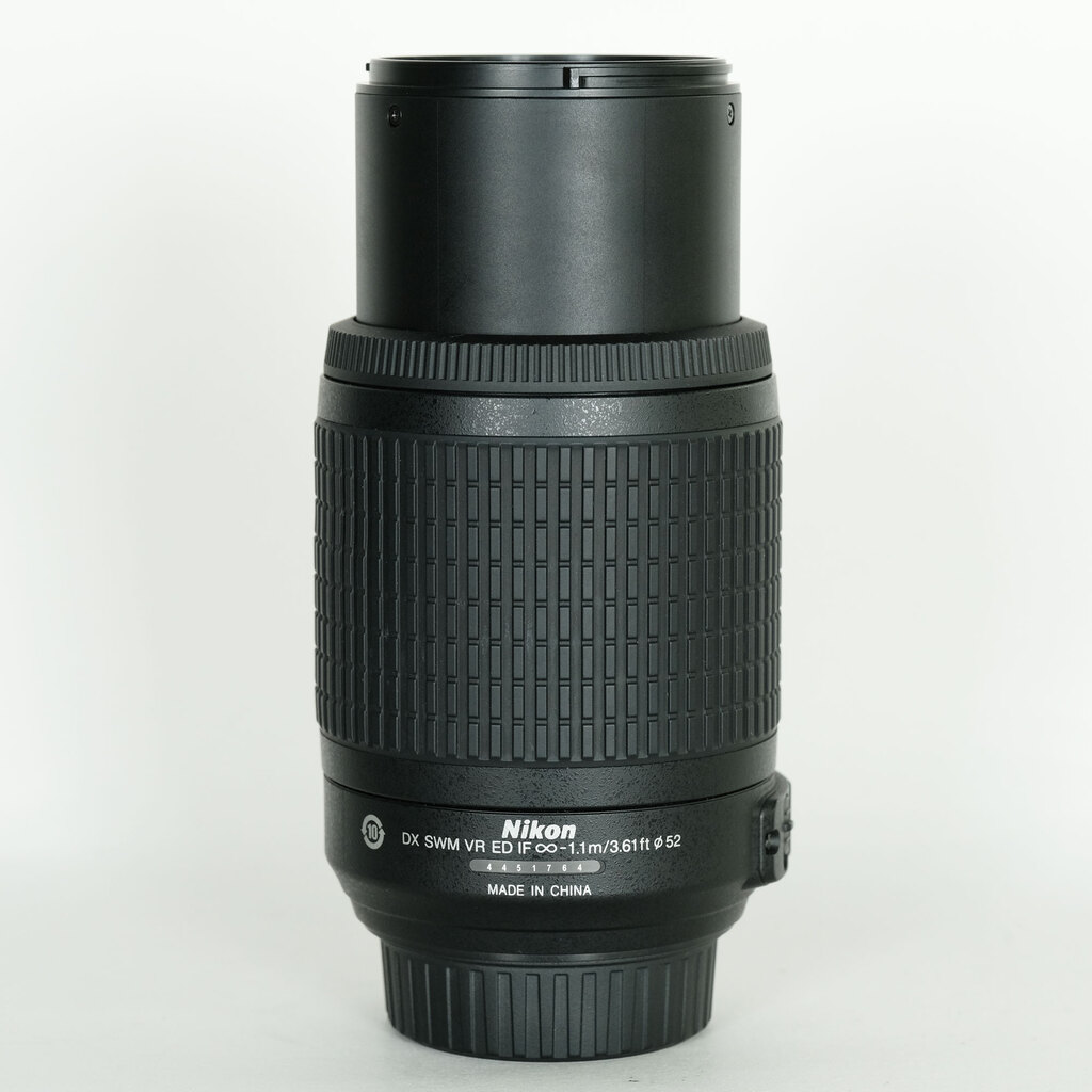 Nikon AF-S DX VR Zoom-Nikkor 55-200mm F4-5.6G IF-ED