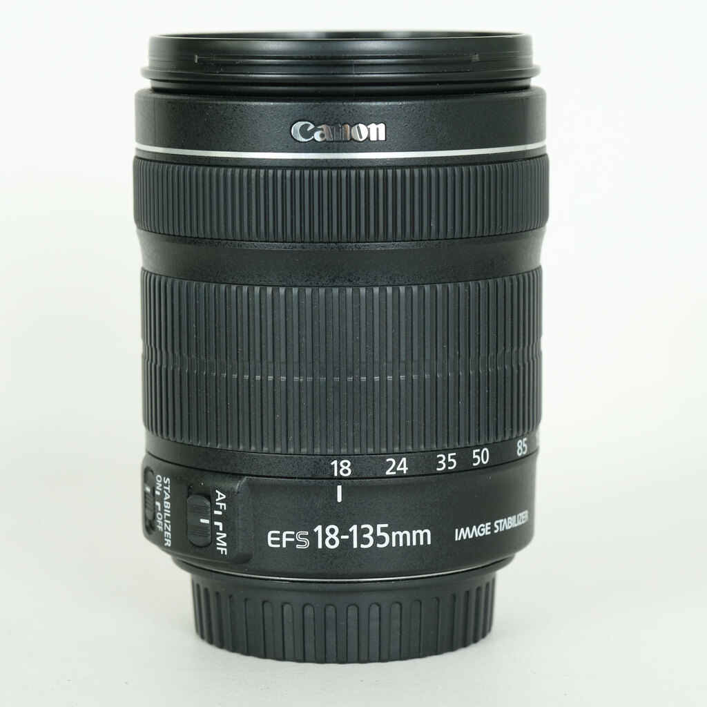 Canon EF-S18-135mm F3.5-5.6 IS STM