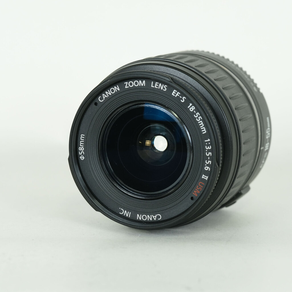 Canon EF-S18-55mm F3.5-5.6 IS