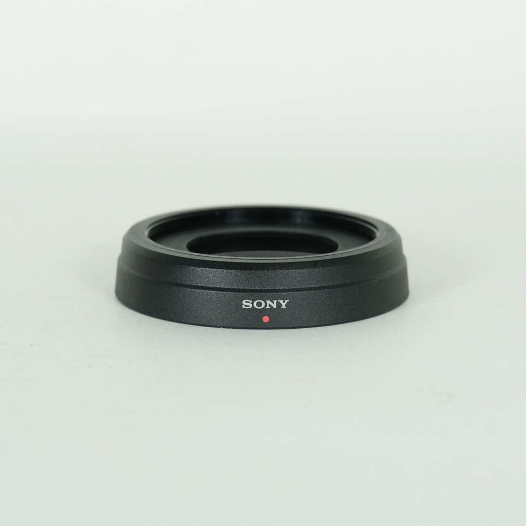 SONY E 20mm F2.8 SEL20F28の出品 | ONE SCENE（ワンシーン）