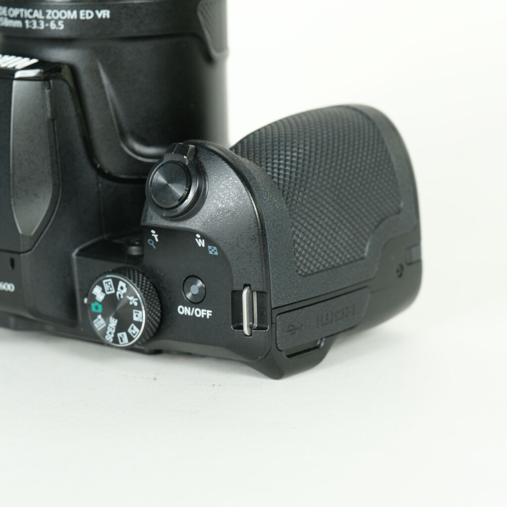 Nikon COOLPIX B600 ブラック Nikon COOLPIX B600 ブラック