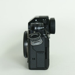 FUJIFILM X-T4