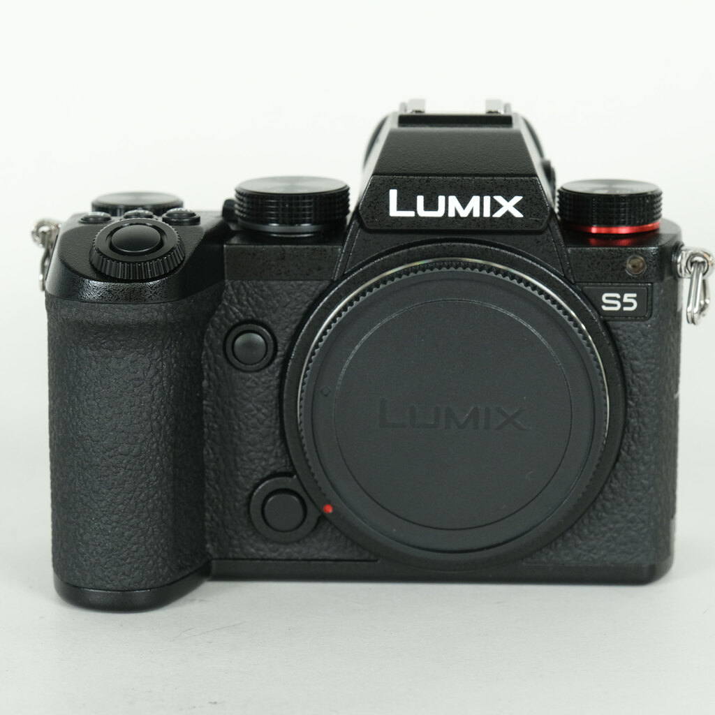LUMIX DC-S5 ボディ 中古価格比較 - 価格.com
