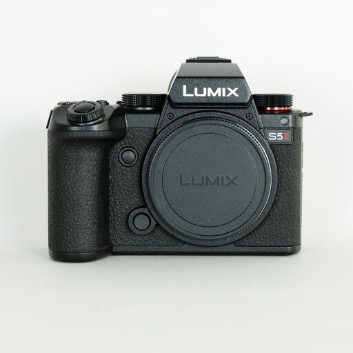 Panasonic LUMIX S5II DC-S5M2