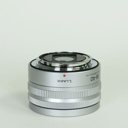 Panasonic LUMIX S 18-40mm F4.5-6.3 Panasonic LUMIX S 18-40mm F4.5-6.3