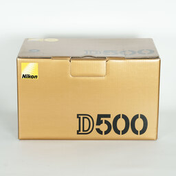 Nikon D500