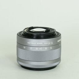 Canon EF-M15-45mm F3.5-6.3 IS STM