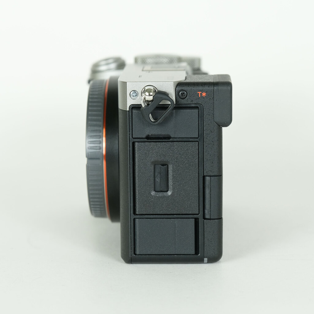 SONY α7C II(ILCE-7CM2) SONY α7C II(ILCE-7CM2)