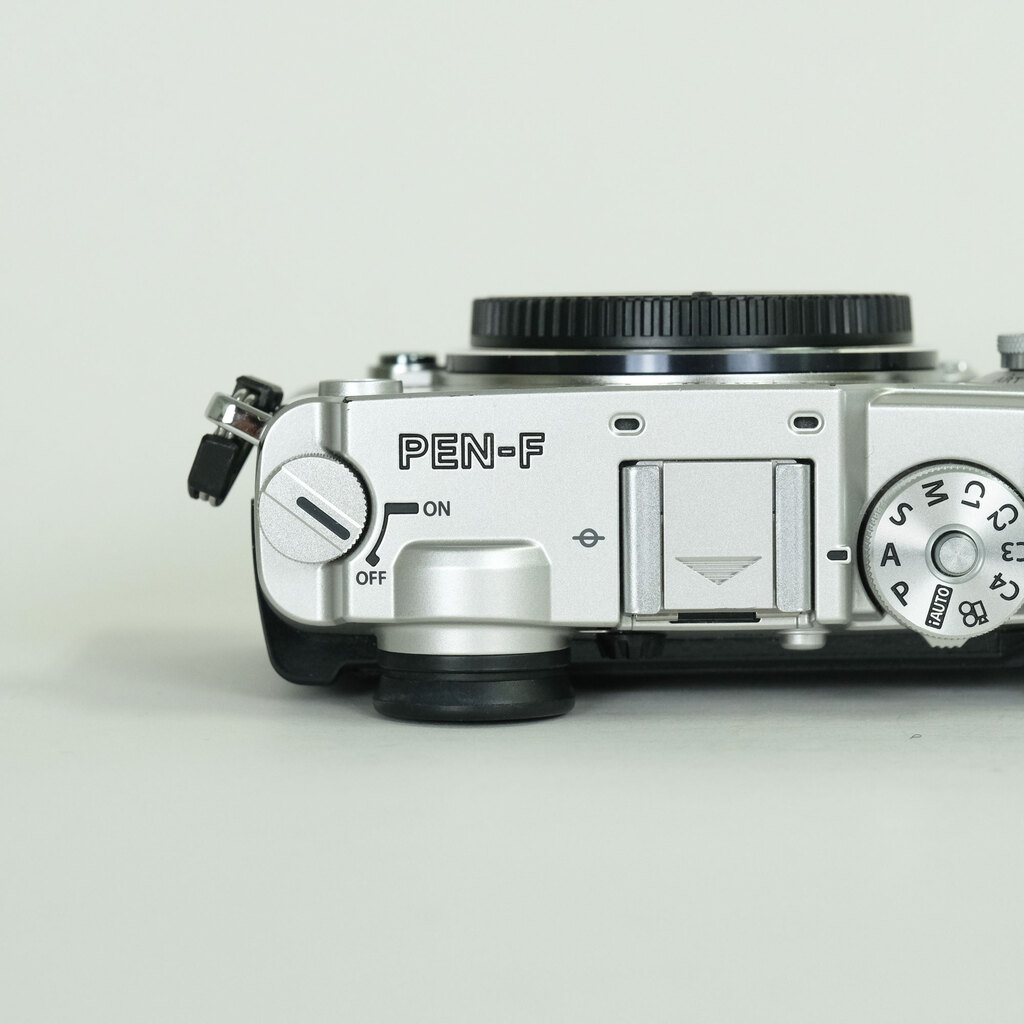 OLYMPUS PEN-F OLYMPUS PEN-F