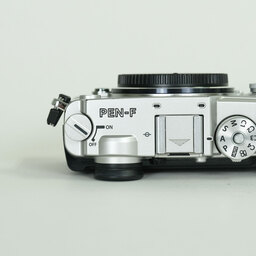 OLYMPUS PEN-F OLYMPUS PEN-F