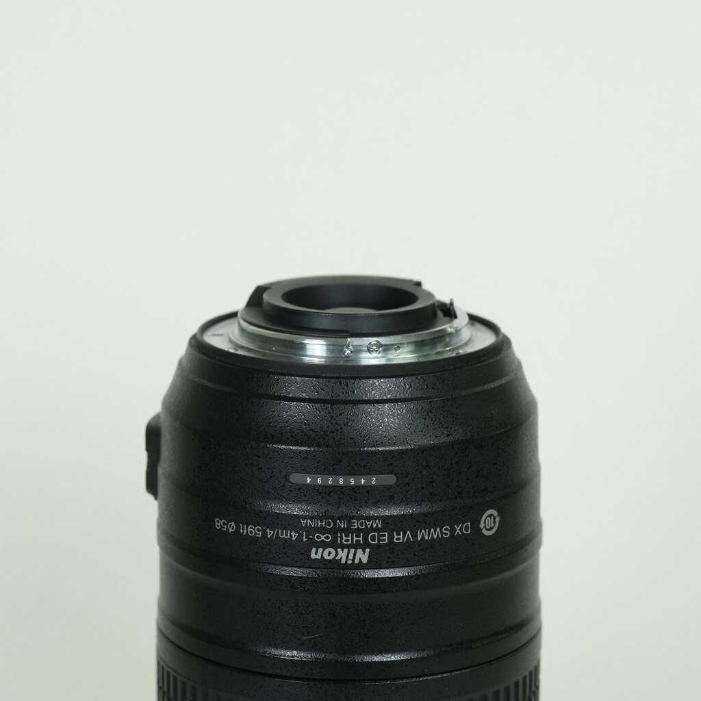 Nikon AF-S DX NIKKOR 55-300mm F4.5-5.6G ED VR Nikon AF-S DX NIKKOR 55-300mm F4.5-5.6G ED VR