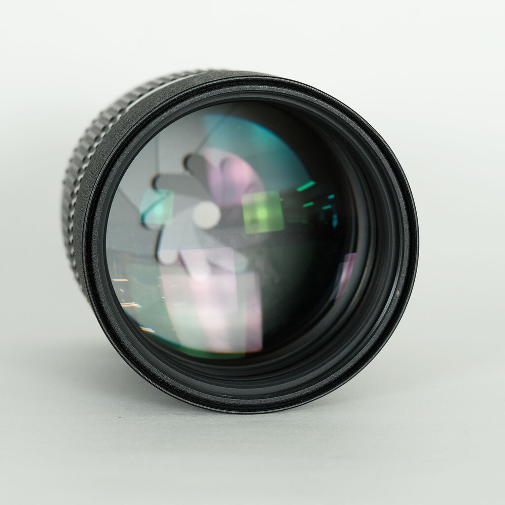 Nikon Ai AF DC-Nikkor 135mm F2D