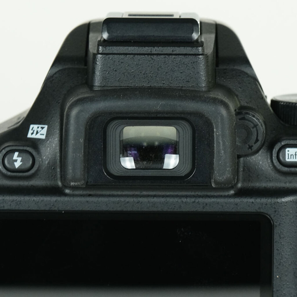 Nikon D3500