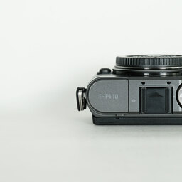 OLYMPUS PEN E-PL10