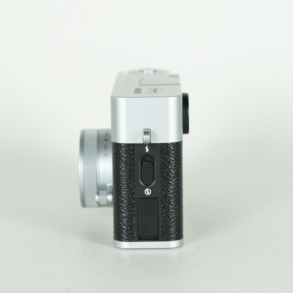 FUJIFILM X half X-HF1 FUJIFILM X half X-HF1