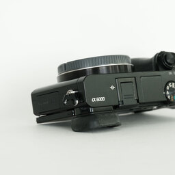 SONY α6000（ILCE-6000）