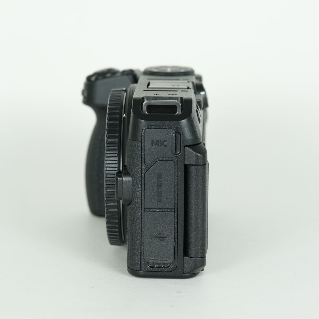 Nikon Z30の出品 | ONE SCENE（ワンシーン）