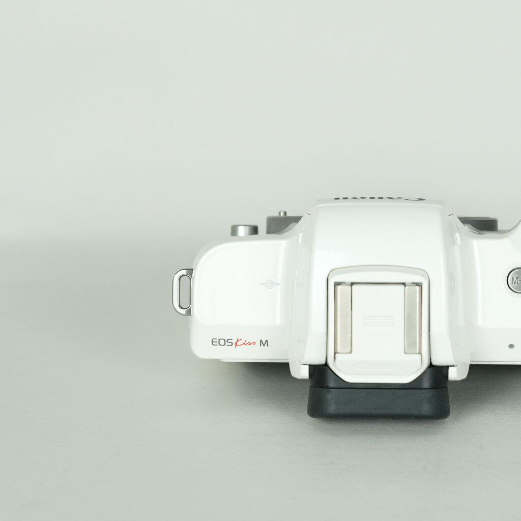 Canon EOS Kiss Mの出品 | ONE SCENE（ワンシーン）