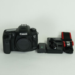 Canon EOS 7D Mark II